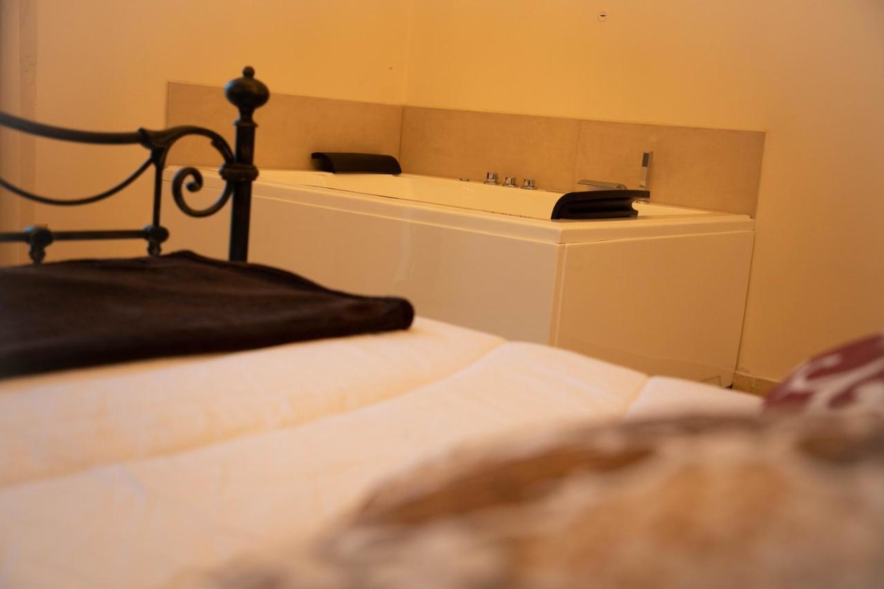 Il Palazzo - Luxury Home & Event Cosenza Exteriér fotografie